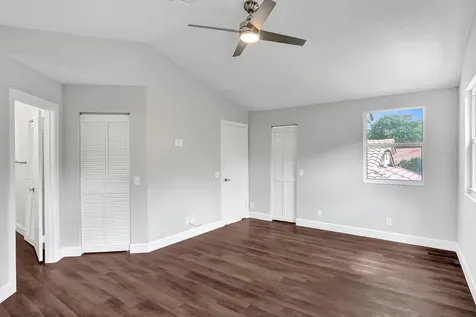 9821 NW 5th Place Plantation FL 33324