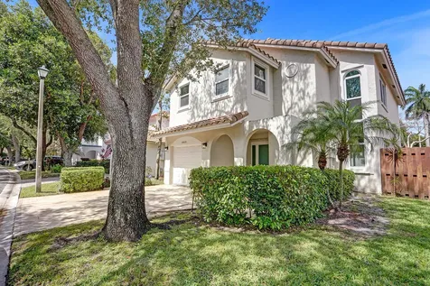 9821 NW 5th Place Plantation FL 33324