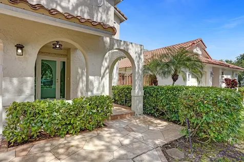 9821 NW 5th Place Plantation FL 33324