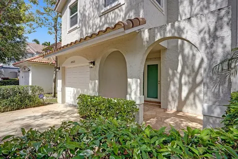 9821 NW 5th Place Plantation FL 33324