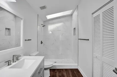 9821 NW 5th Place Plantation FL 33324