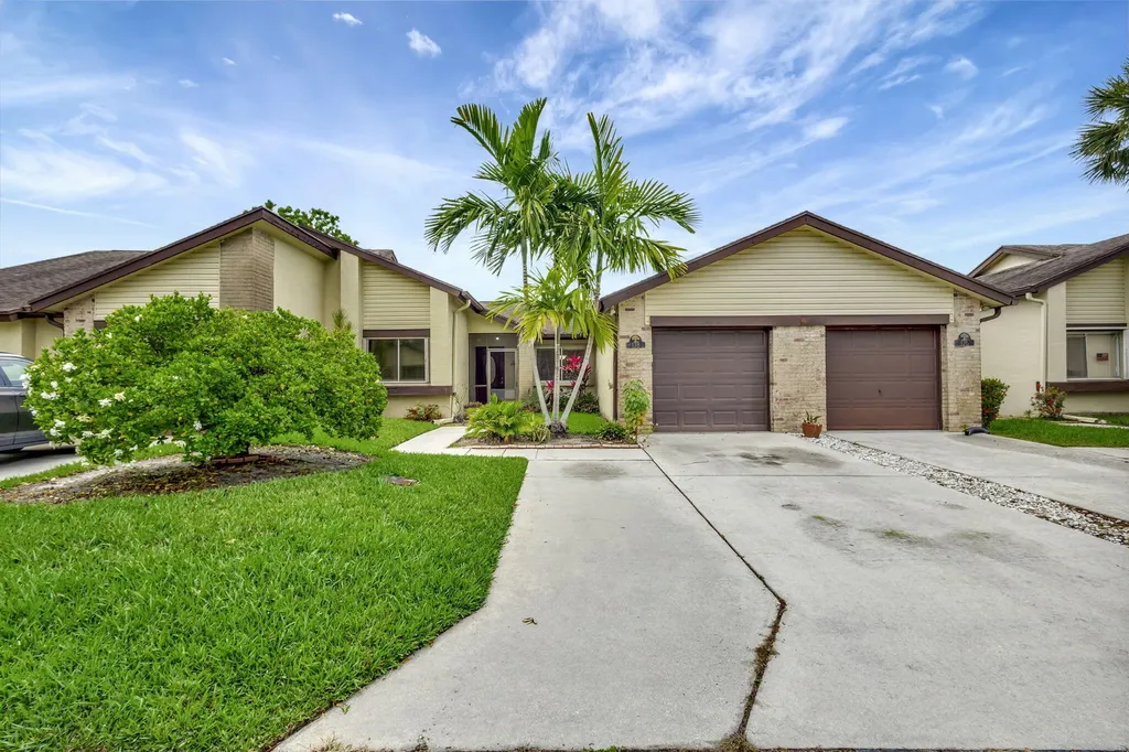 178 Ramblewood Circle Royal Palm Beach FL 33411