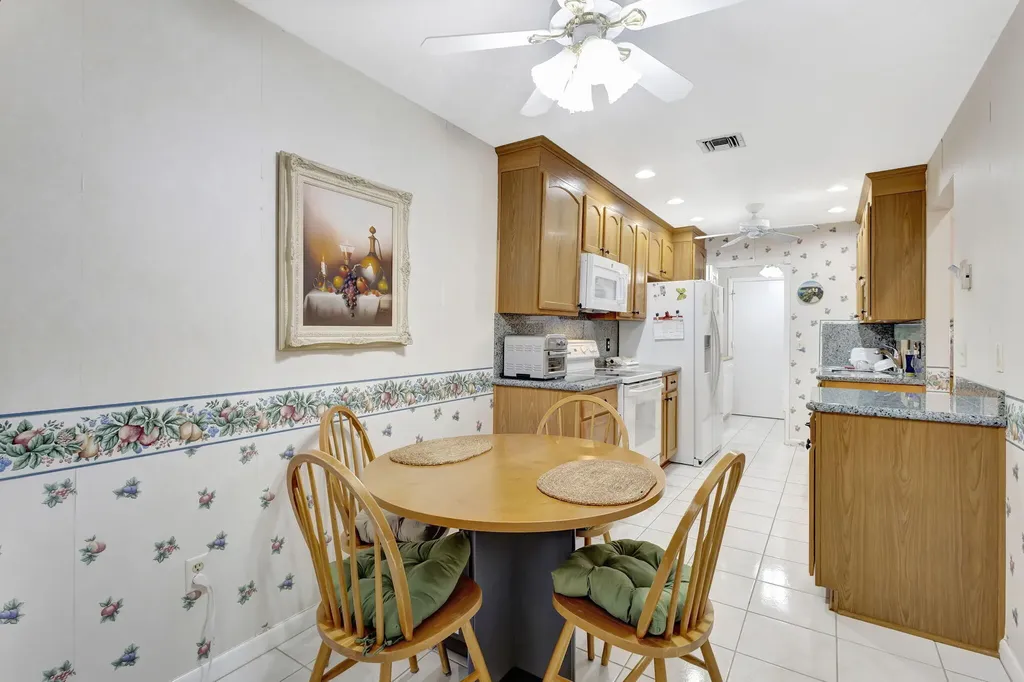 178 Ramblewood Circle Royal Palm Beach FL 33411