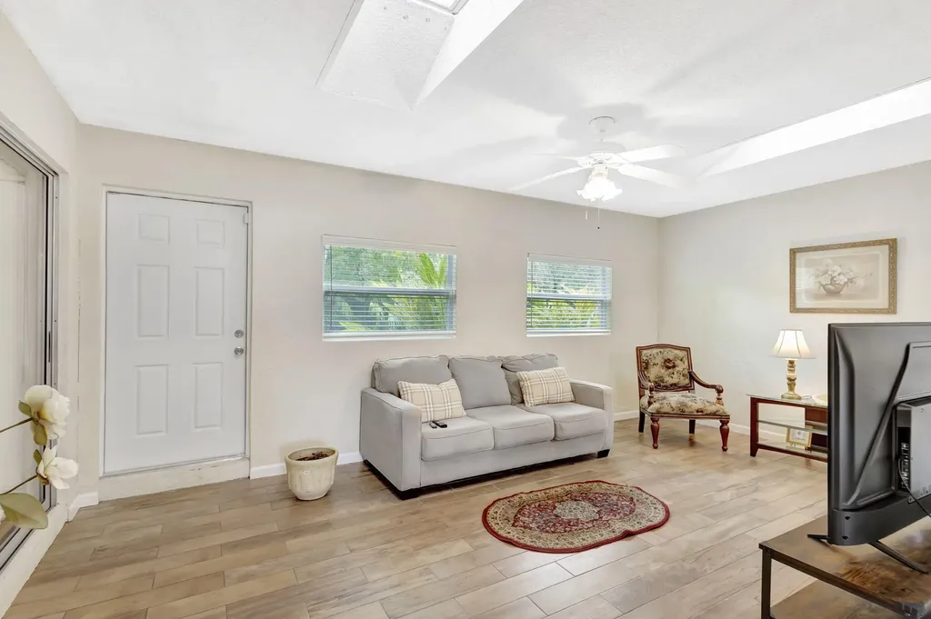178 Ramblewood Circle Royal Palm Beach FL 33411