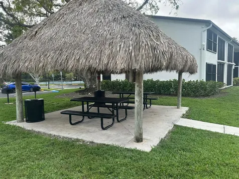 208 Lake Pointe Drive Oakland Park FL 33309