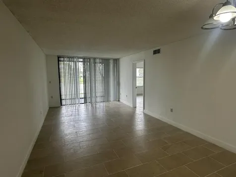 208 Lake Pointe Drive Oakland Park FL 33309