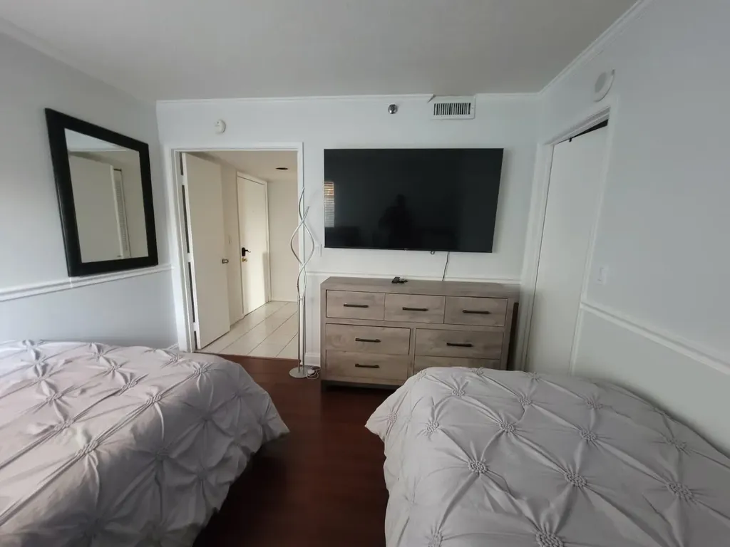 2200 S Cypress Bend Drive Pompano Beach FL 33069
