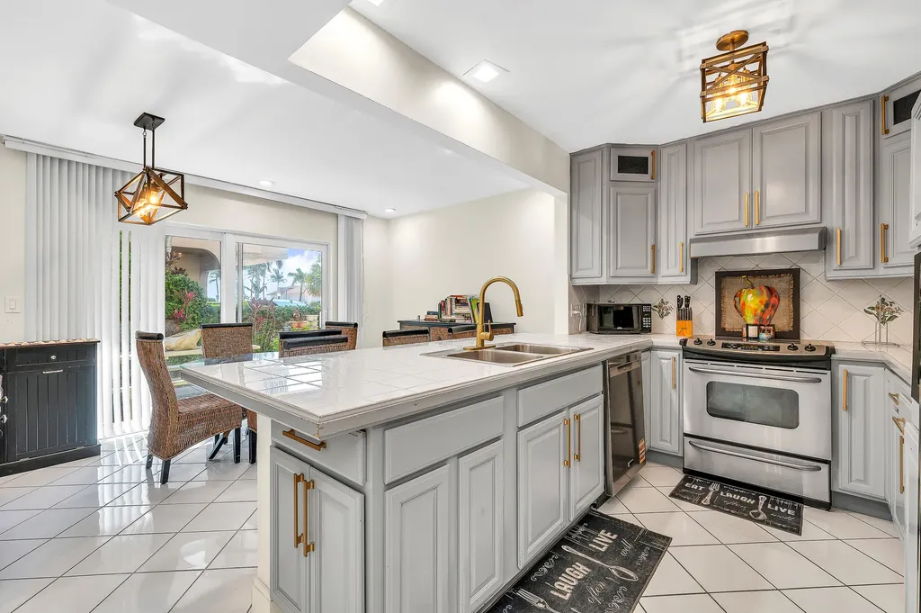 584 SE 20th Avenue Deerfield Beach FL 33441