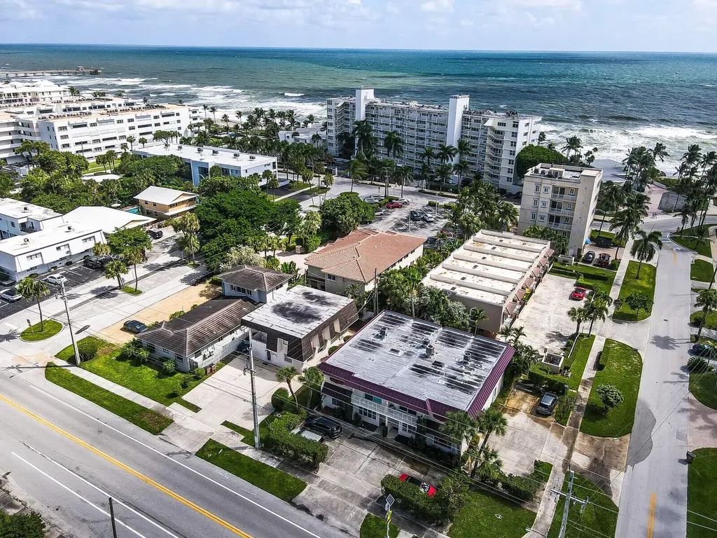 584 SE 20th Avenue Deerfield Beach FL 33441