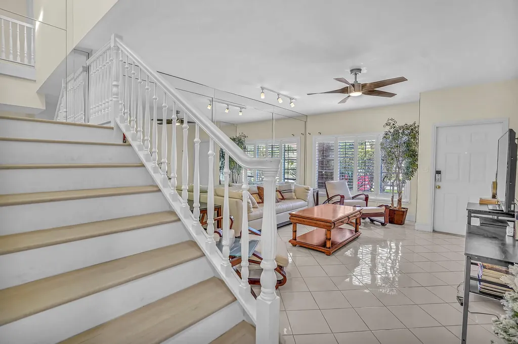 584 SE 20th Avenue Deerfield Beach FL 33441
