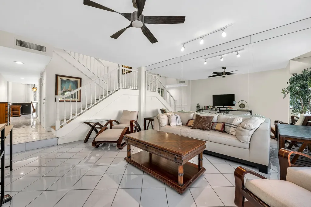 584 SE 20th Avenue Deerfield Beach FL 33441