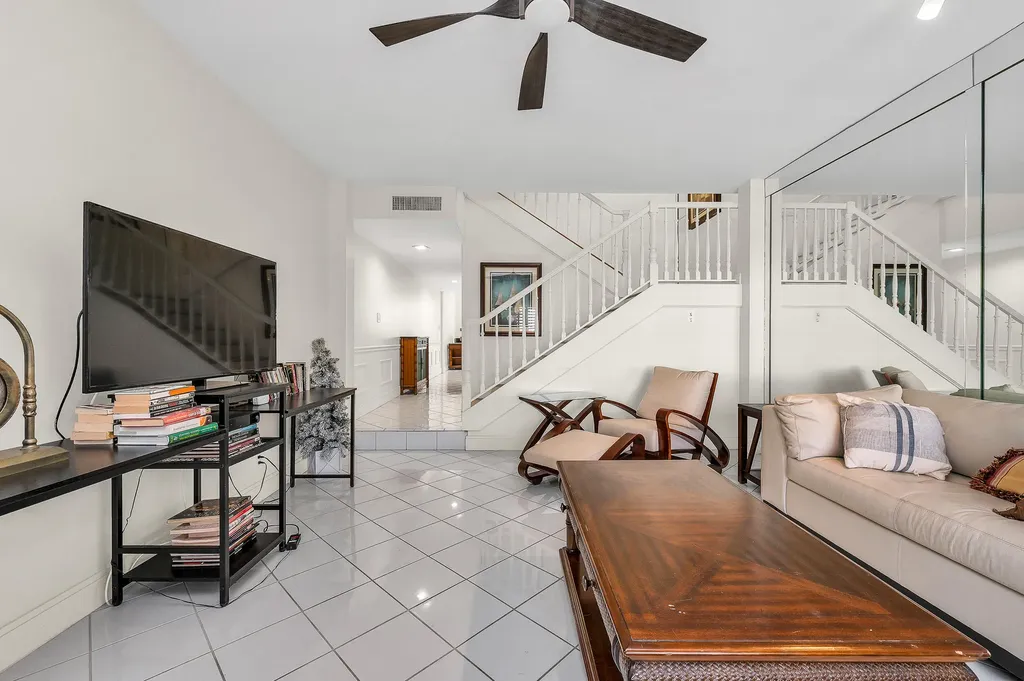 584 SE 20th Avenue Deerfield Beach FL 33441