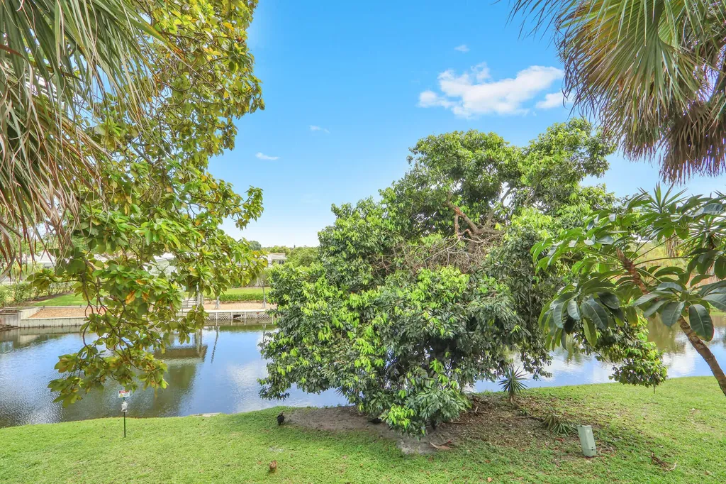 100 Sparrow Drive Royal Palm Beach FL 33411