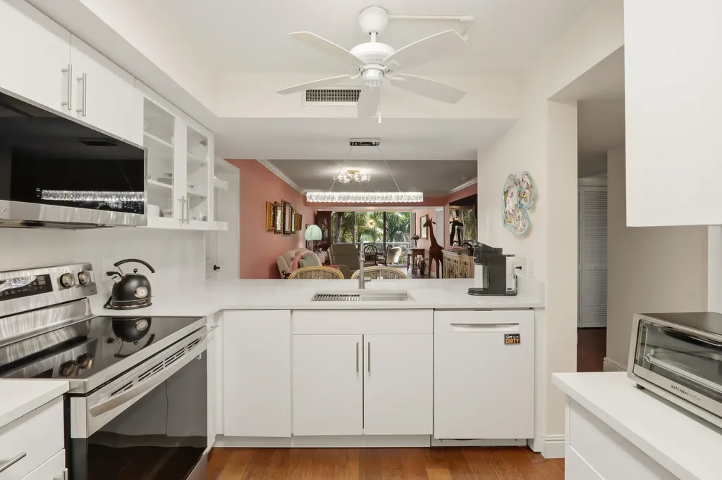 6133 Balboa Circle Boca Raton FL 33433
