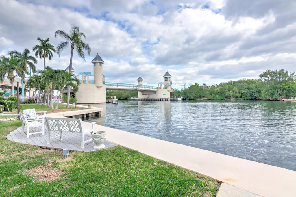 760 E Ocean Avenue Boynton Beach FL 33435