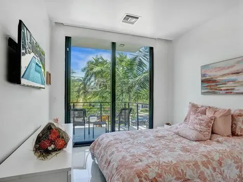 2514 NE 21st Street Fort Lauderdale FL 33305