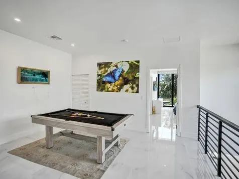 2514 NE 21st Street Fort Lauderdale FL 33305