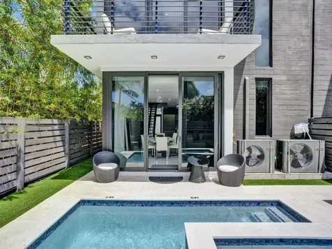 2514 NE 21st Street Fort Lauderdale FL 33305