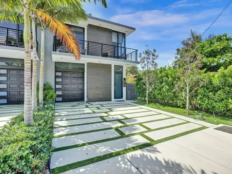 2514 NE 21st Street Fort Lauderdale FL 33305