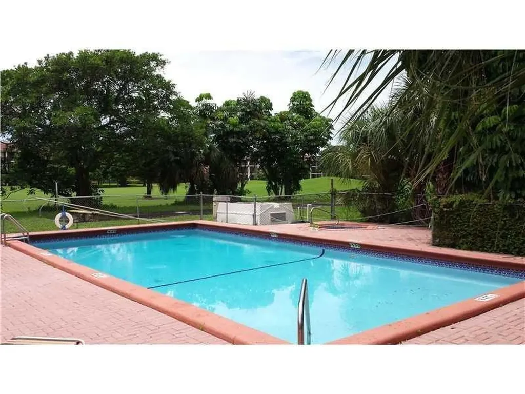 8450 Lagos De Campo Boulevard Tamarac FL 33321