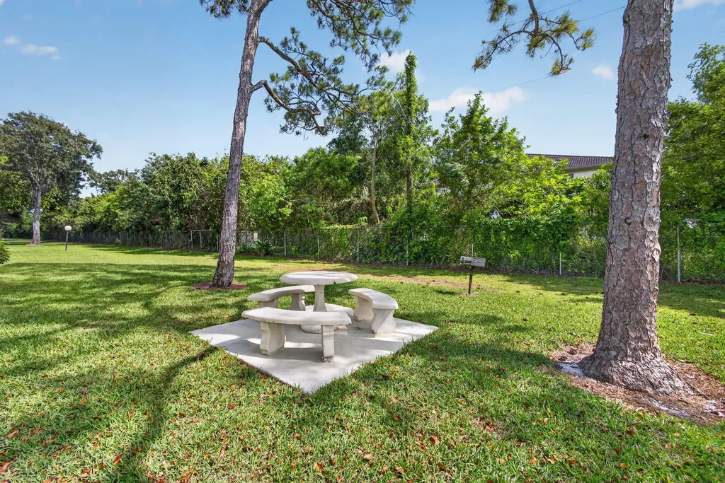 4947 Sable Pine Circle West Palm Beach FL 33417