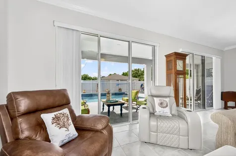 8236 100th Avenue Vero Beach FL 32967