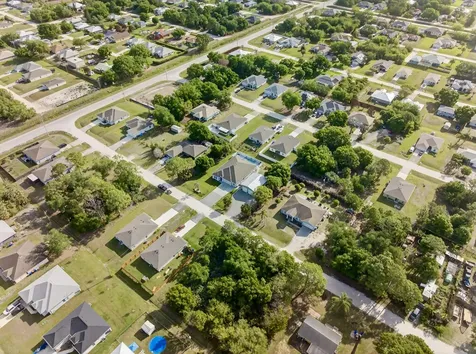 8236 100th Avenue Vero Beach FL 32967