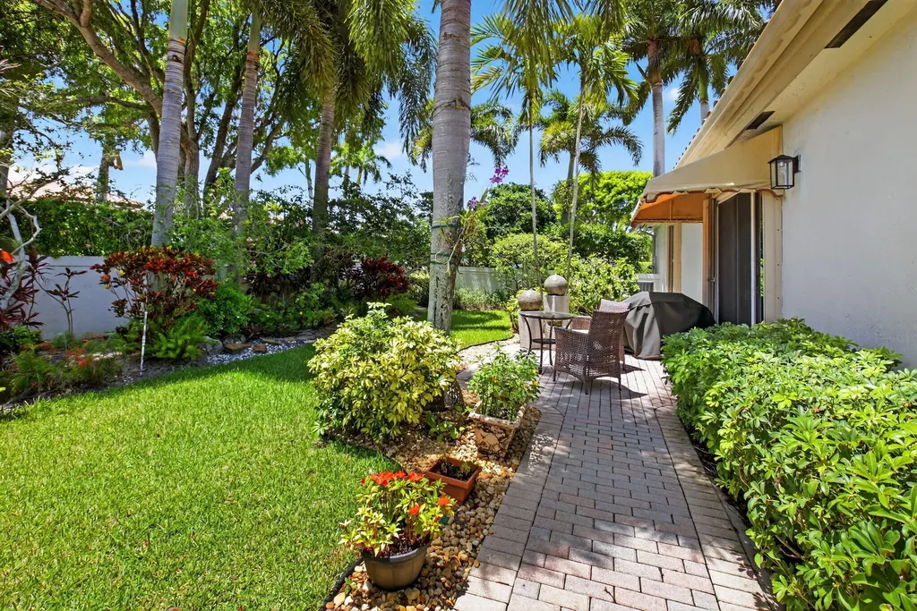 2374 NW 23rd Road Boca Raton FL 33434