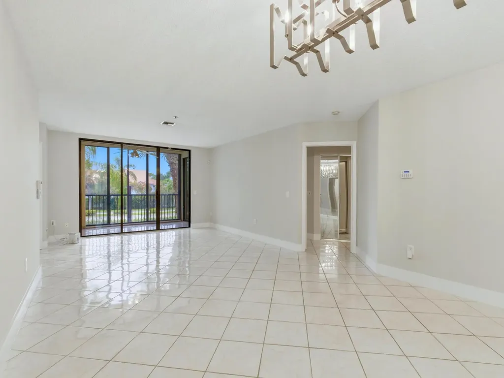 5265 Brisata Circle Boynton Beach FL 33437