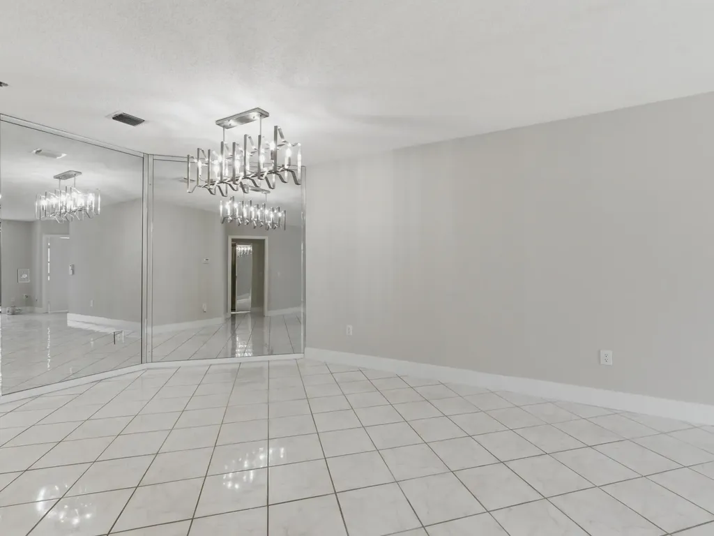 5265 Brisata Circle Boynton Beach FL 33437