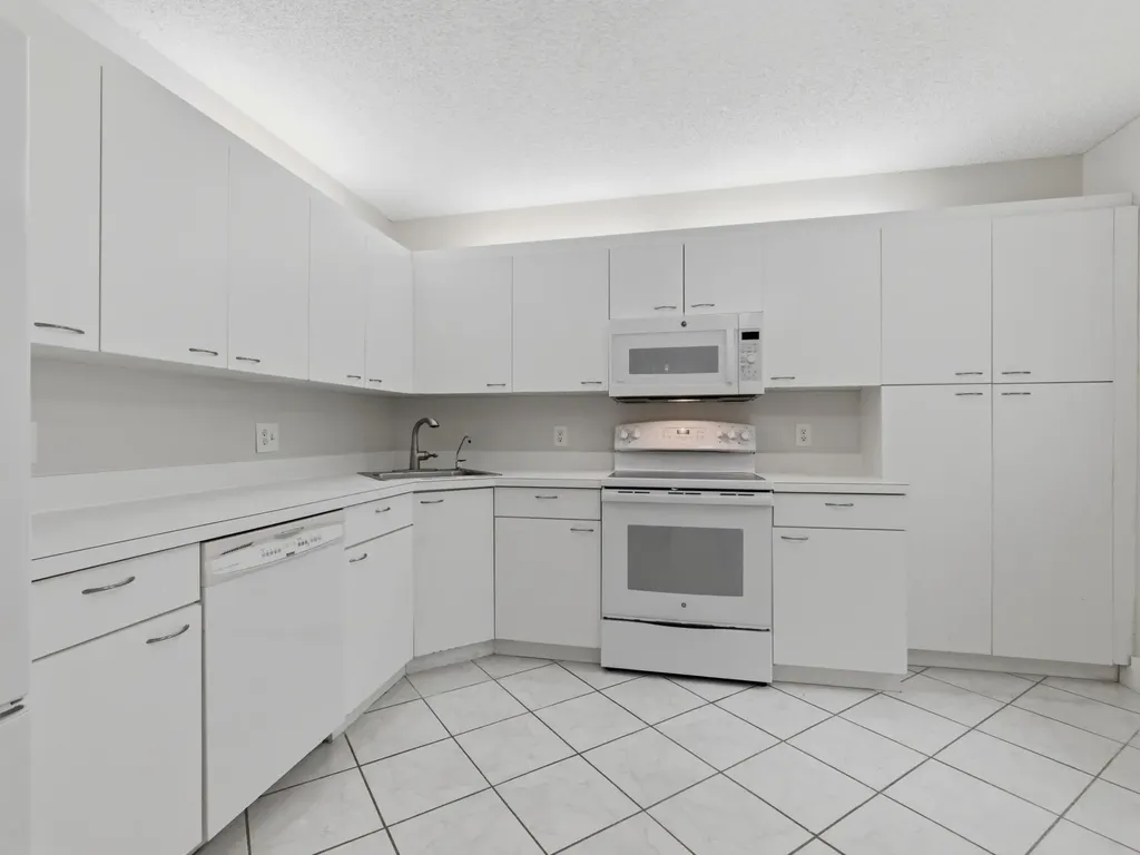 5265 Brisata Circle Boynton Beach FL 33437