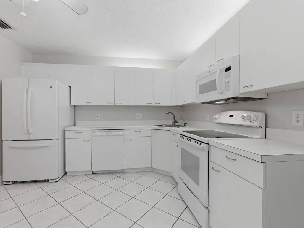 5265 Brisata Circle Boynton Beach FL 33437