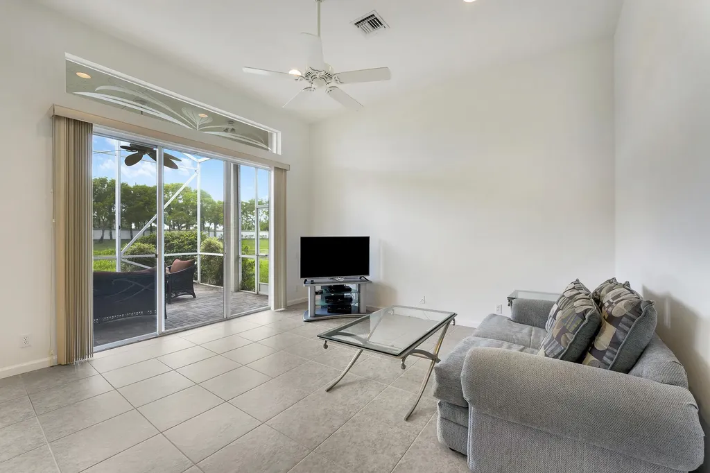 9486 Vercelli Street Lake Worth FL 33467