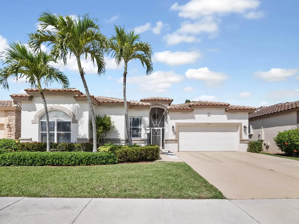 8501 Golden Cypress Court Lake Worth FL 33467