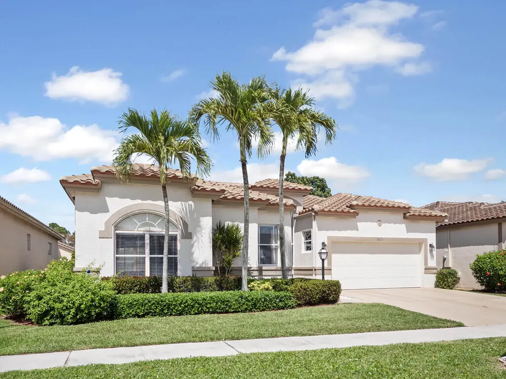 8501 Golden Cypress Court Lake Worth FL 33467