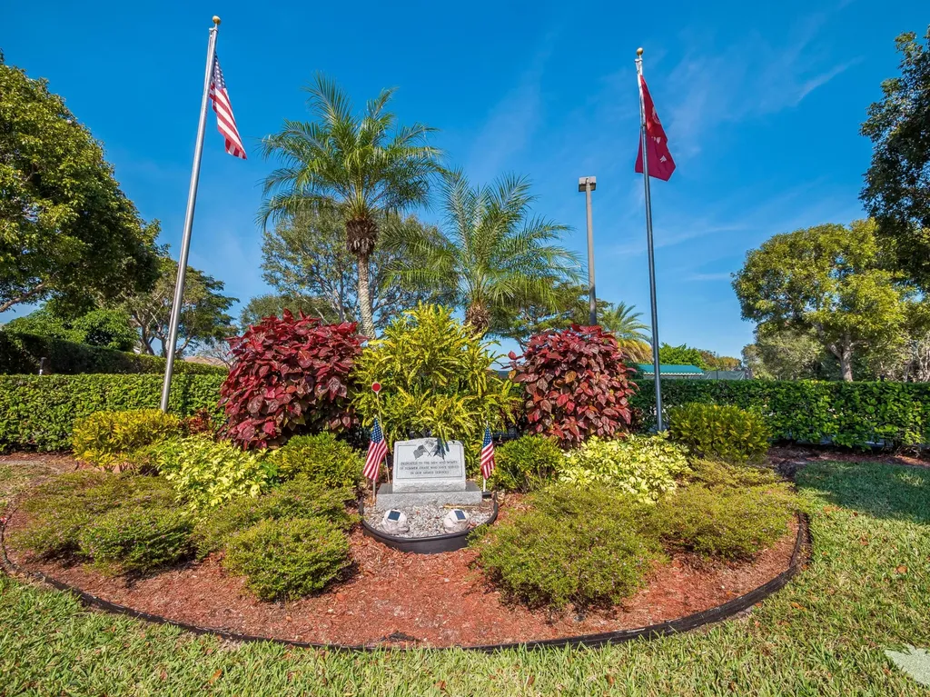 8501 Golden Cypress Court Lake Worth FL 33467
