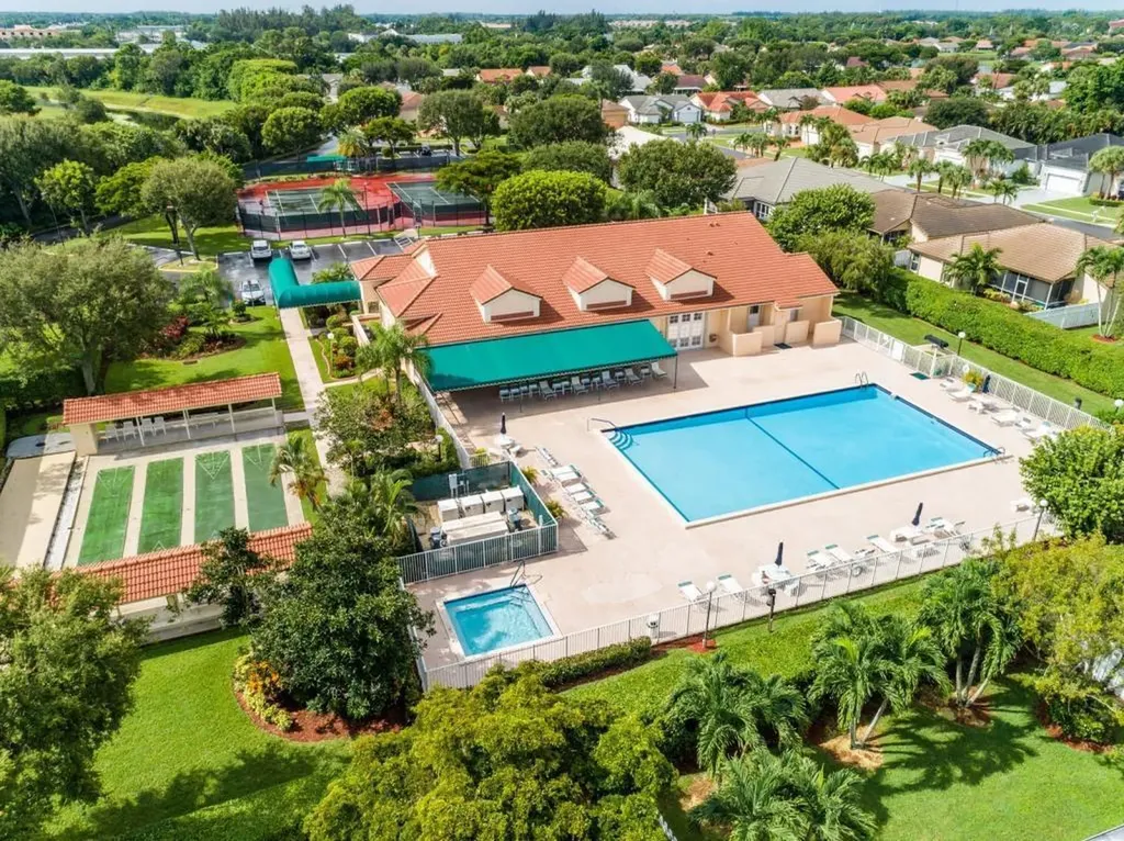 8501 Golden Cypress Court Lake Worth FL 33467