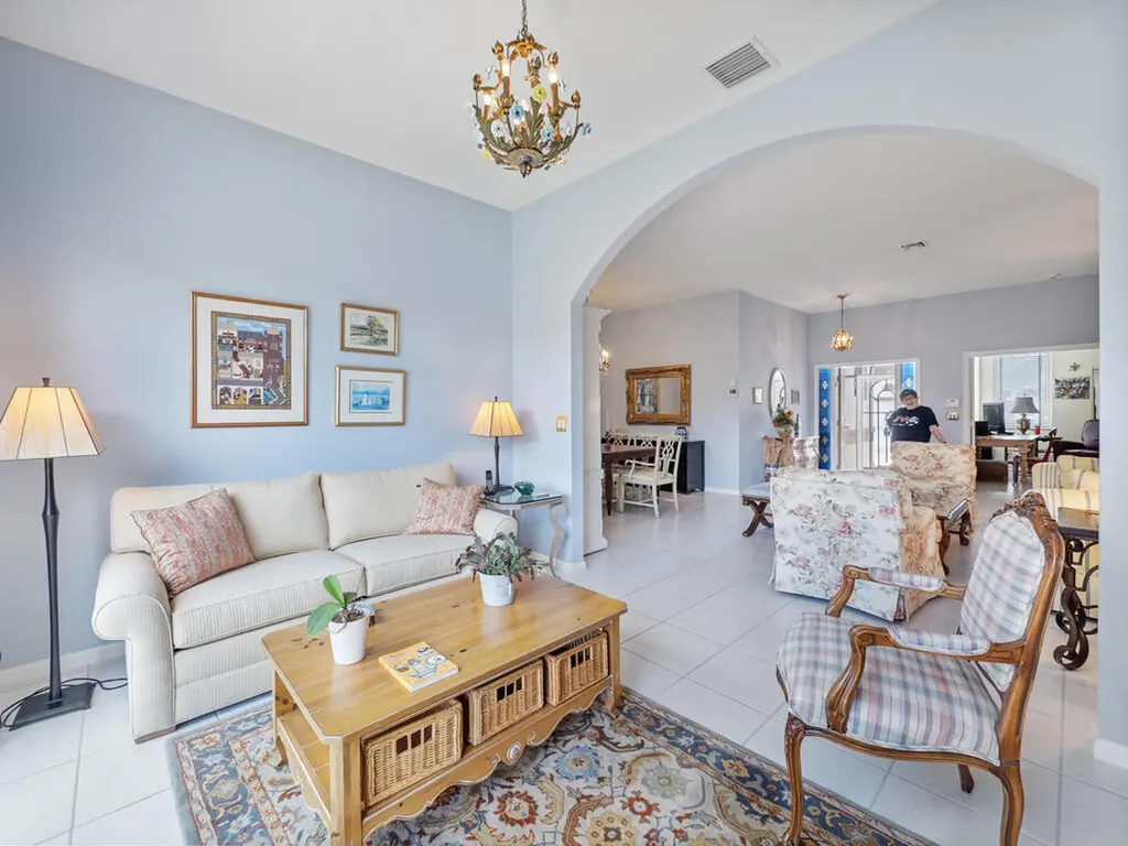 8501 Golden Cypress Court Lake Worth FL 33467