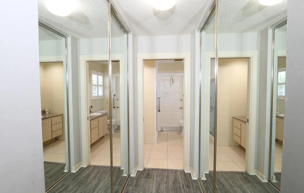 1220 NW Bentley Circle Port St Lucie FL 34986