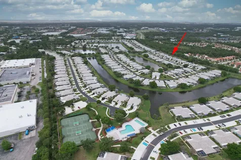 1220 NW Bentley Circle Port St Lucie FL 34986