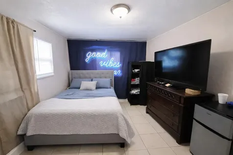 2330 NE 1st Avenue Pompano Beach FL 33060