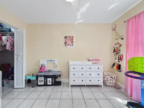 10151 NW 3rd Street Pembroke Pines FL 33026