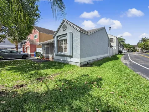 10151 NW 3rd Street Pembroke Pines FL 33026