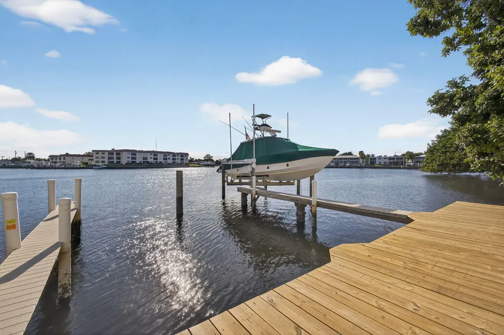 624 Southwind Circle North Palm Beach FL 33408