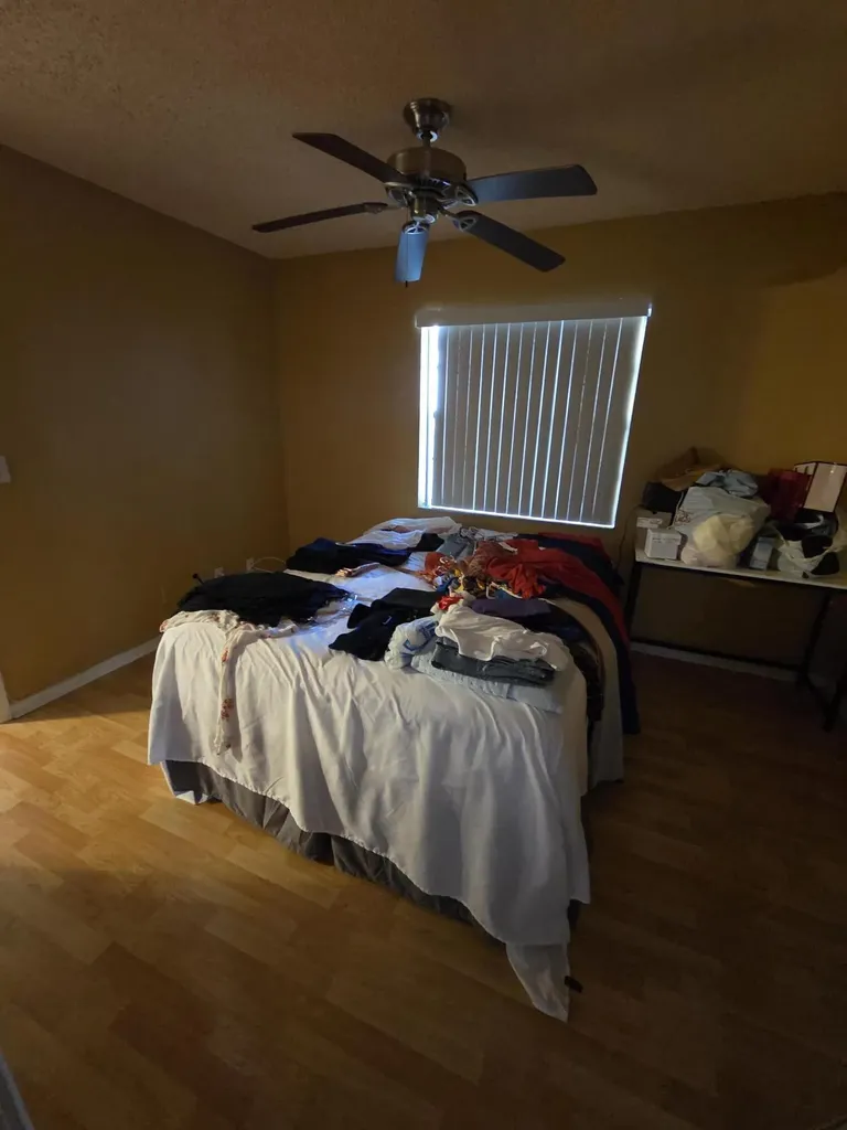 1351 NW 94th Way Coral Springs FL 33071