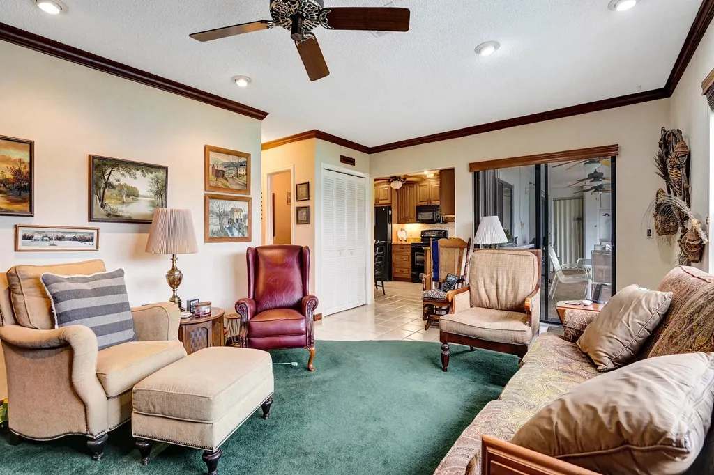 1721 SW 69th Avenue Plantation FL 33317