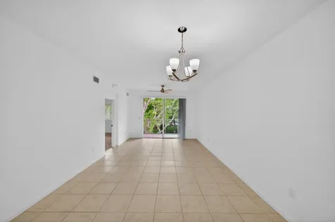 7775 Yardley Drive Tamarac FL 33321