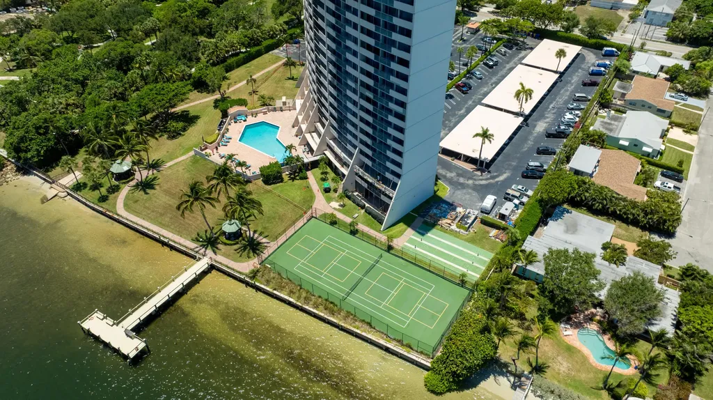 5200 N Flagler Drive West Palm Beach FL 33407