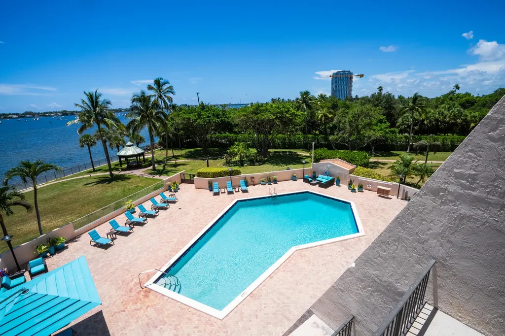 5200 N Flagler Drive West Palm Beach FL 33407