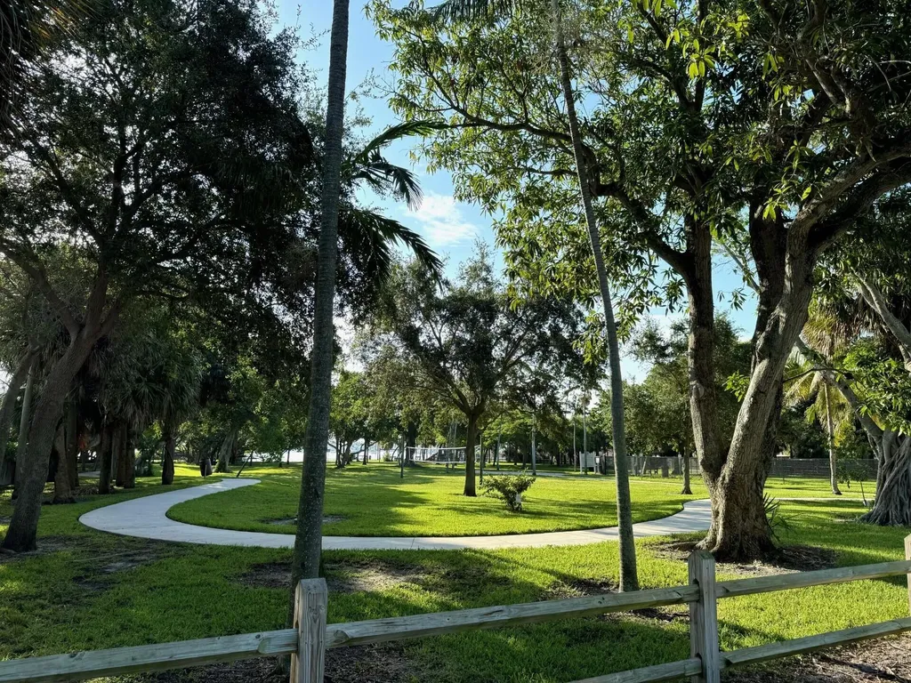 5200 N Flagler Drive West Palm Beach FL 33407